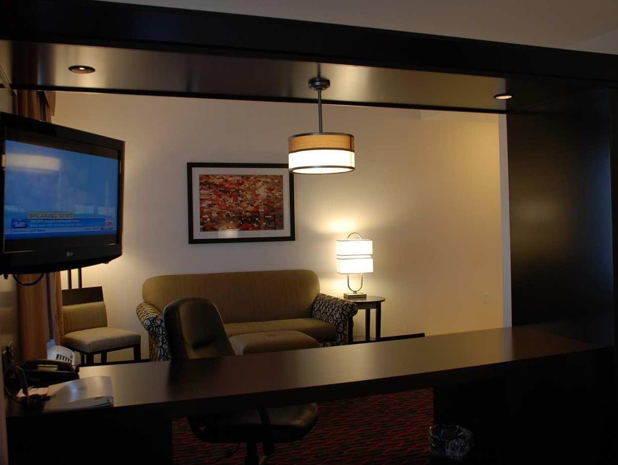 Hampton Inn & Suites By Hilton Lethbridge Extérieur photo