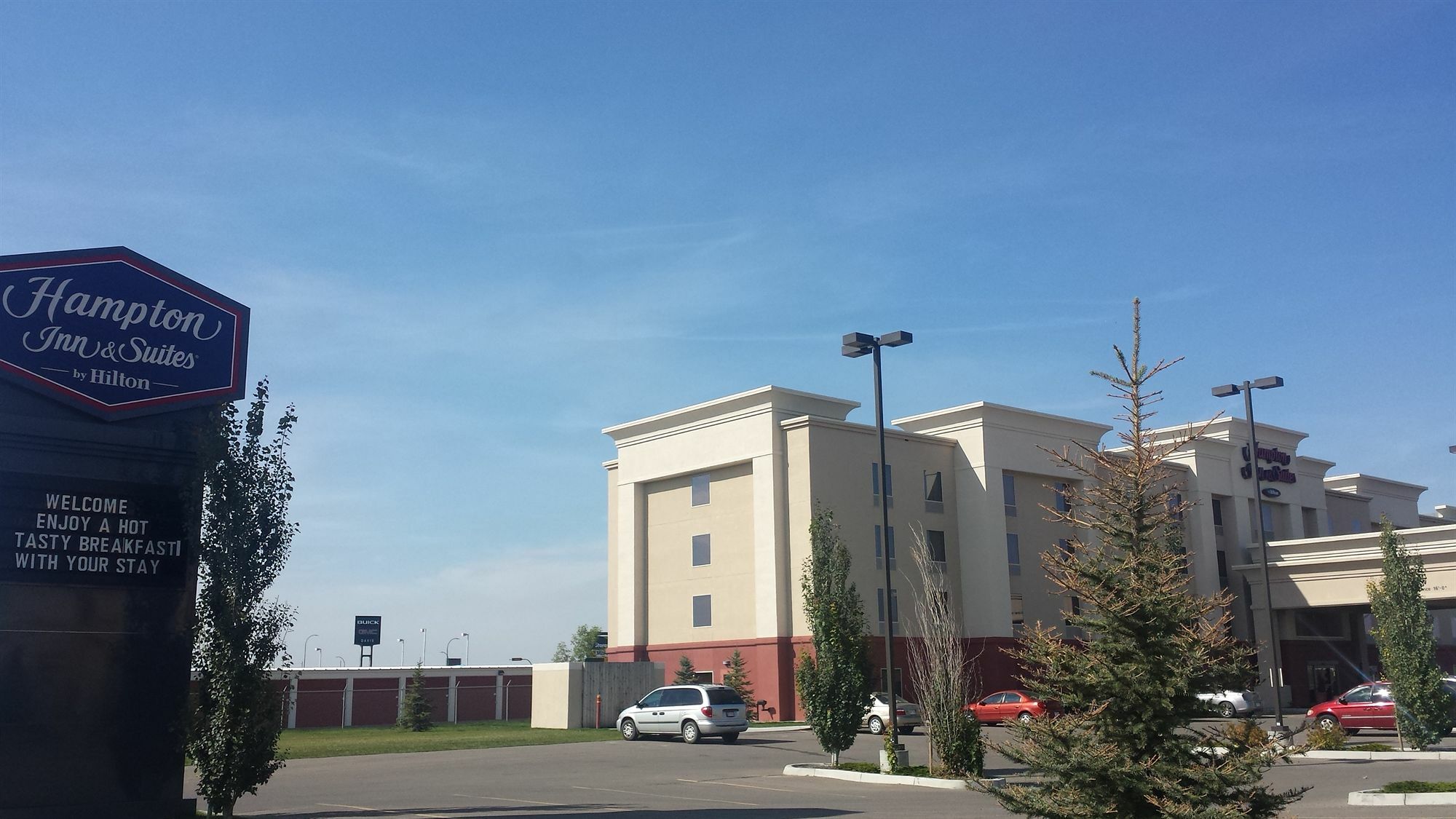 Hampton Inn & Suites By Hilton Lethbridge Extérieur photo
